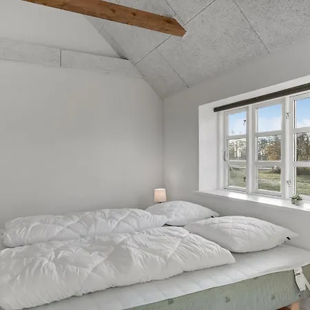 3 Bedroom Stunning In Ferienhaus Pandrup