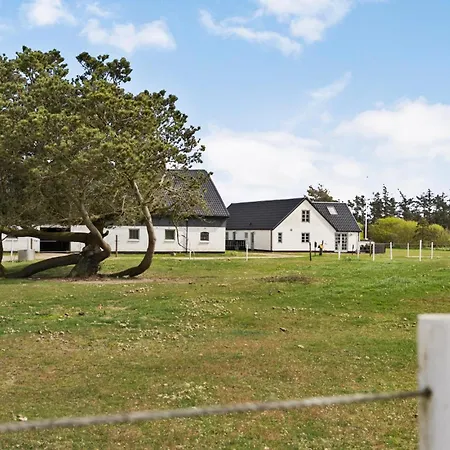3 Bedroom Stunning In Ferienhaus *