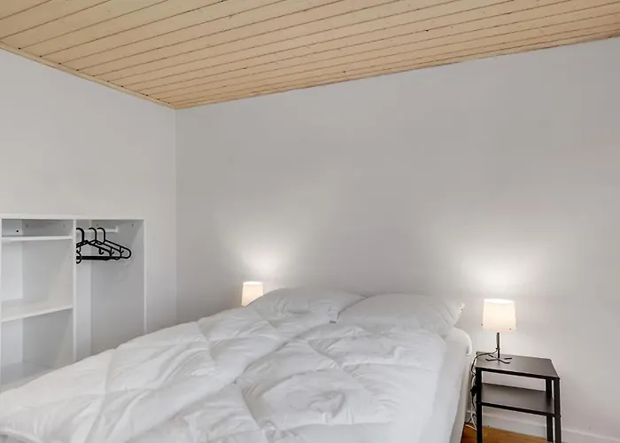 3 Bedroom Stunning In Дом отдыха *