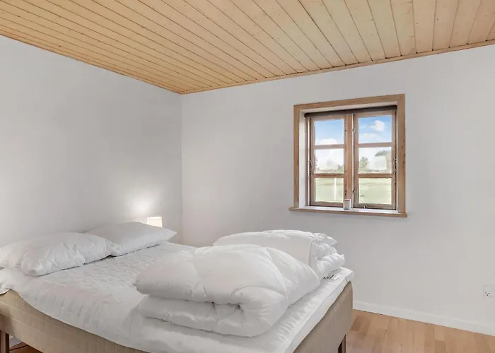 Дом отдыха 3 Bedroom Stunning In