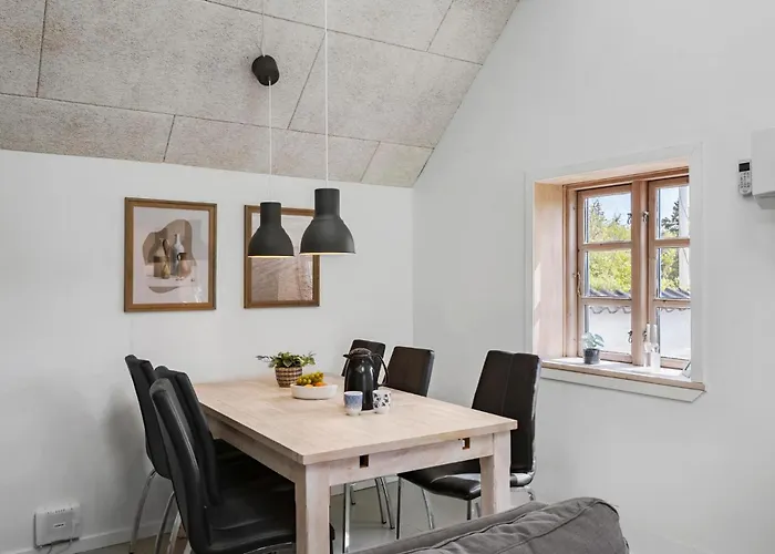 3 Bedroom Stunning In * Pandrup